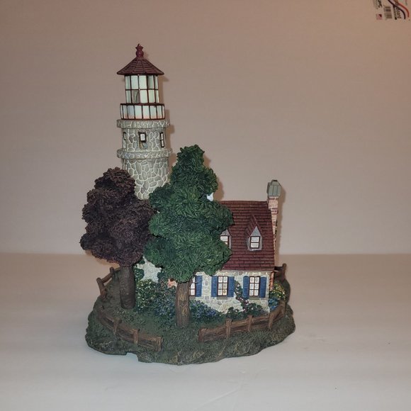 Hawthorne Village "Guiding Point Lighthouse" Thomas Kinkade Seaside Village Coll - Picture 3 of 5